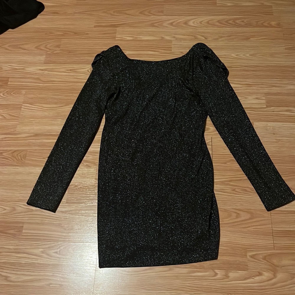 A black homecoming dress
